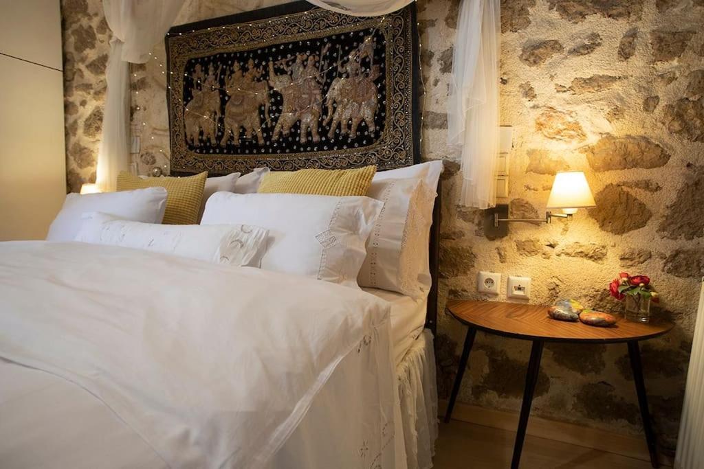 Stone Suite In The Center Of Corinth Exterior foto
